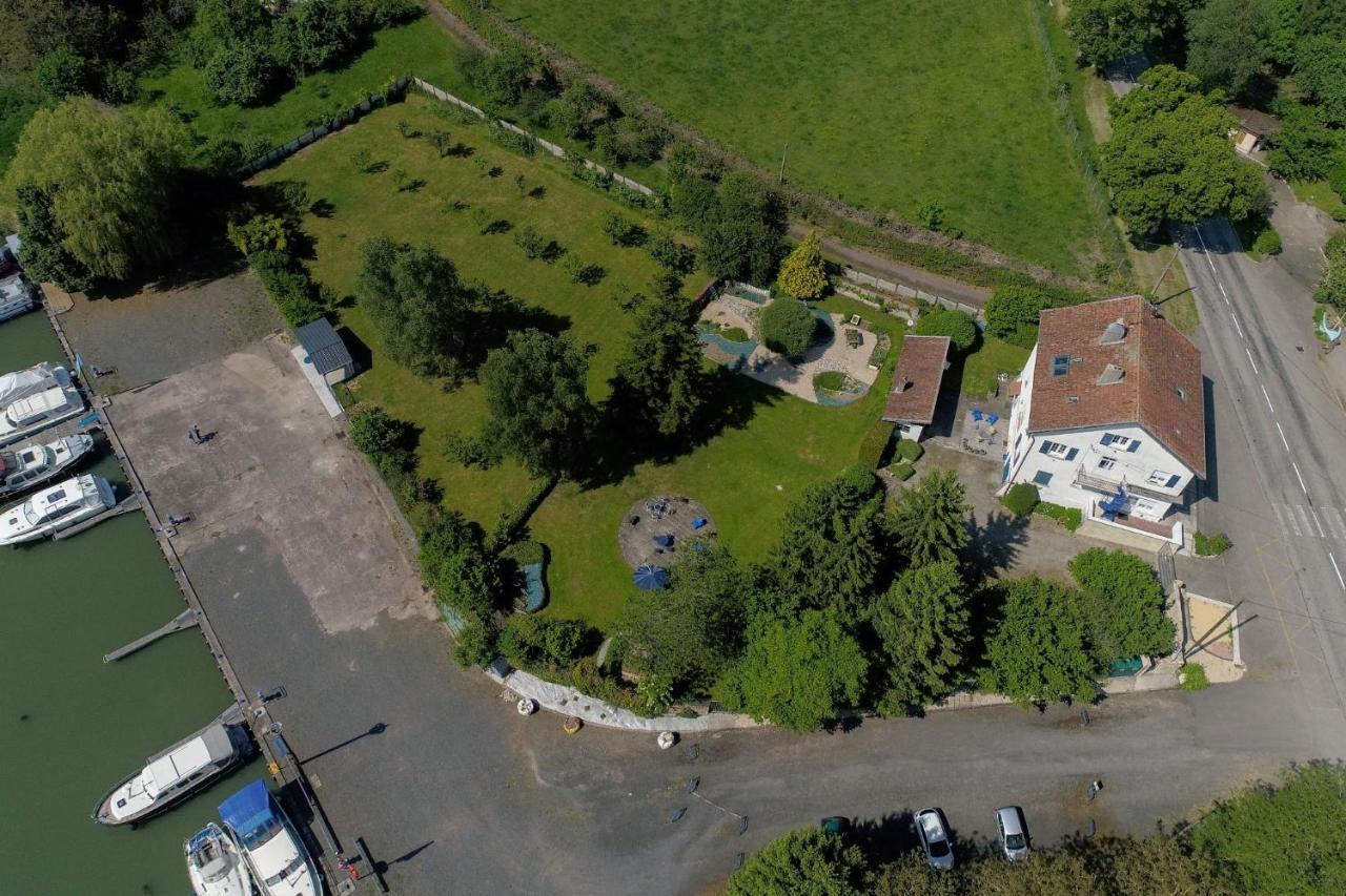 Domaine Du Port Sainte Marie Villa Maizieres-les-Vic Eksteriør billede